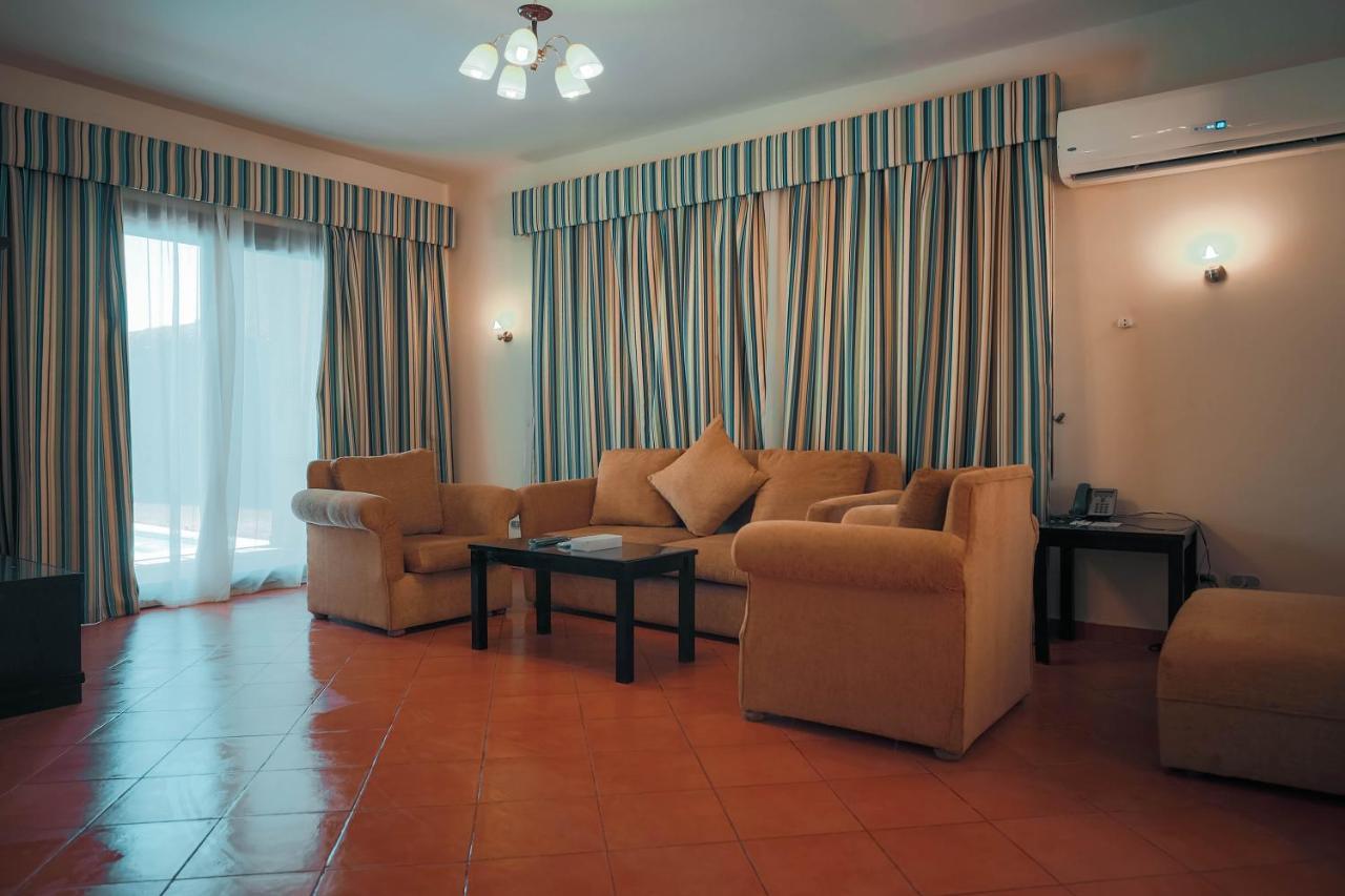 Cancun Sokhna Resort & Villas Ain Sukhna Exterior photo